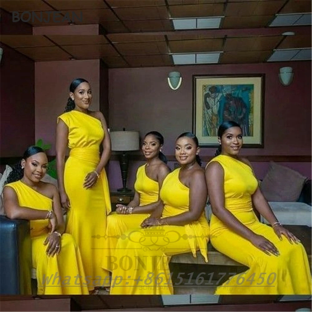 

2021 South African Bridesmaid Dresses Mermaid Yellow One Shoulder Lace Up Black Grils Bridesmaid Dress