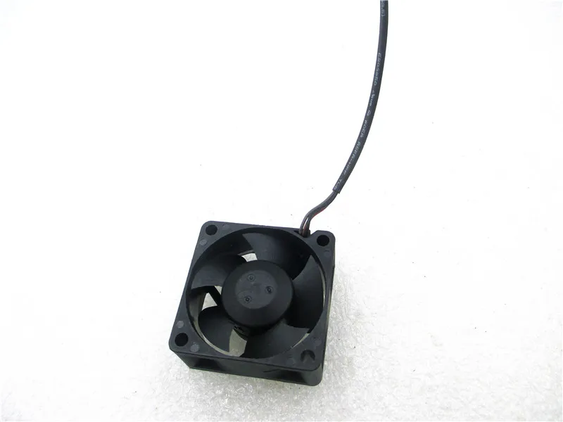 Ноутбук вентилятор процессора для охлаждения SUNON MF35151V1-Q010-G99 35x35x15 мм 12v 3 5 см |