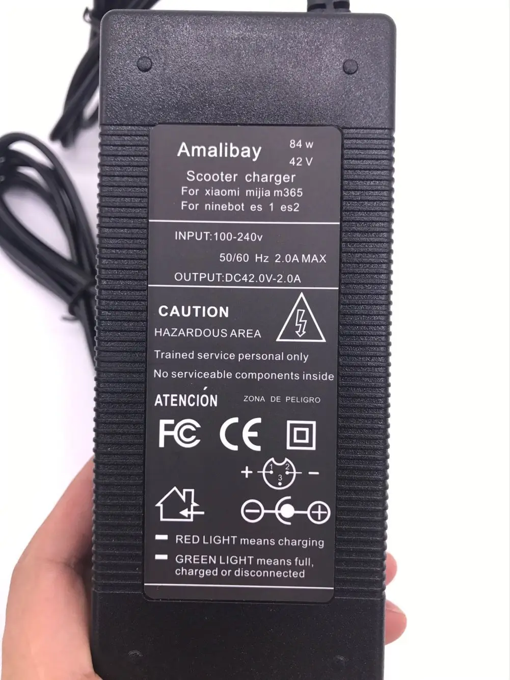 Charger Запчасти для электрического скутера для Xiaomi M365/M365 Pro, кронштейн для брызговика, материнская плата, приборная панель, листвующий крюк, зарядное устройство, тормозной демпфер, запчасти - Цвет: Charger