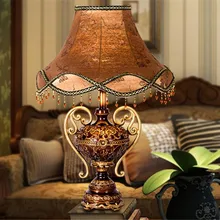 Европейская настольная лампа, роскошный стиль Тиффани, настольная лампа в викторианском стиле, украшенная драгоценными камнями, настольная лампа с цветочным рисунком из ткани+ смола+ бронза