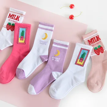 Calcetines de algodón japonés para mujer, calcetín colorido, dibujos animados, kawaii feliz, Luna, fresa, calcetines de cactus para niña