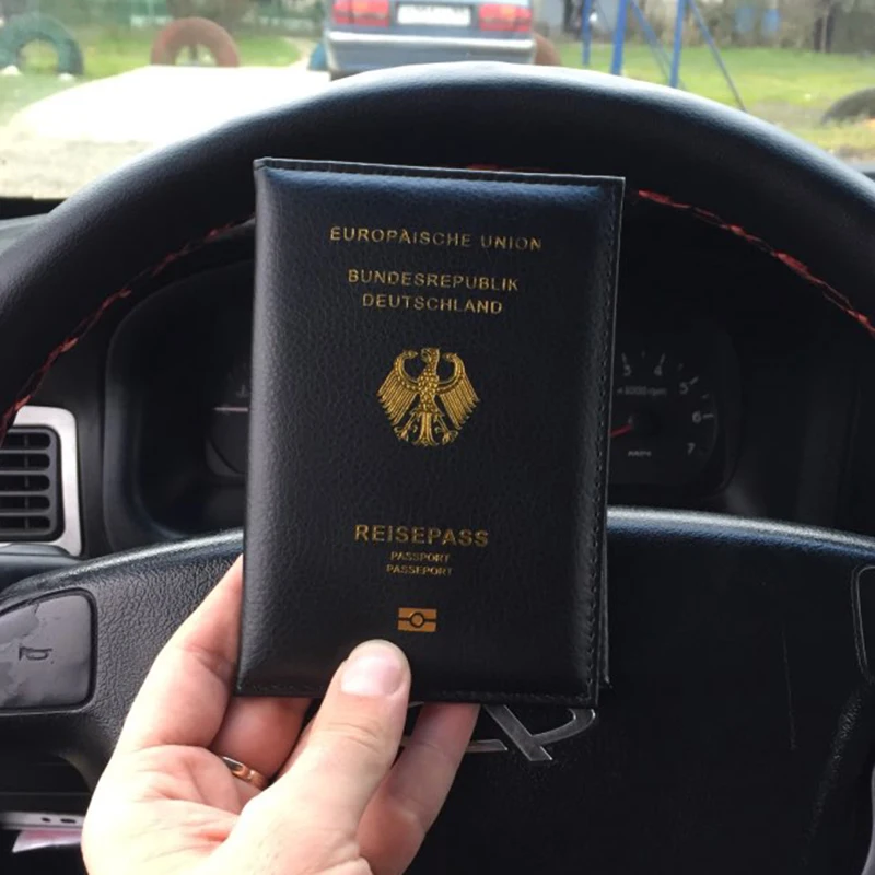 Németország Útlevél fedezze Nők utazási pénztárca Útlevél tartóját Plutónium bőrből esetben számára passports reisepass Lützow Hátvéd