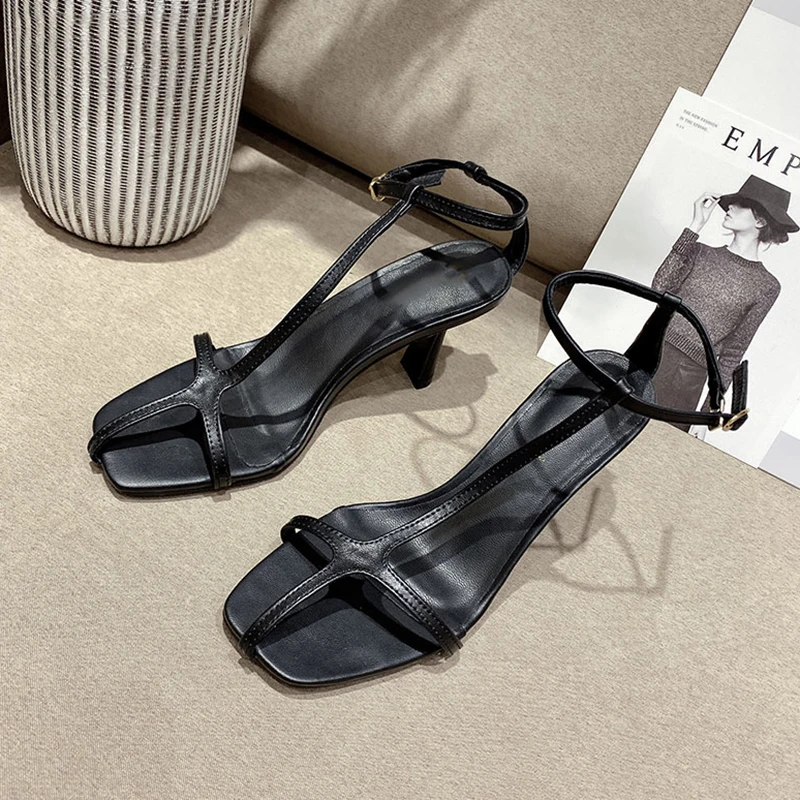 Женские босоножки с узкими ремешками Элегантные летние женские сандалии