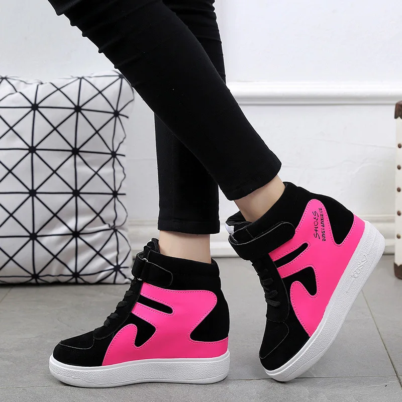 2021 New High-quality Women's Sports Shoes Thick Bottom Casual Slope Heel Black Thick Bottom Vulcanized Women's Shoes