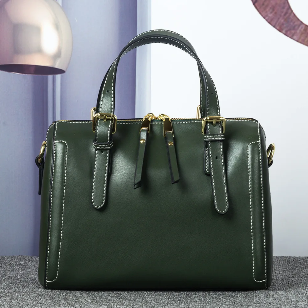 

The new version of the women's bag in 2019 is a simple one-shoulder leather handbag fashion bag with 100 sets and one shoulder.
