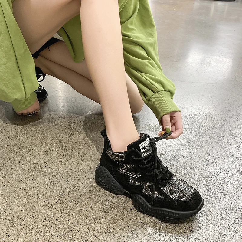 

2019 Winter New Women Chunky Sneakers Thick Sole Casual Crystal Platform Sneakers Comfortable Sports Shoes Black Sneakers
