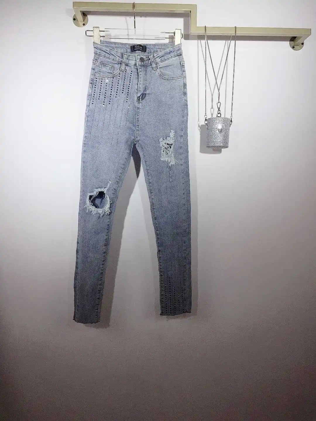 

European Heavy Industry Hot Drilling High Waist Jeans Female 2020 Spring New Burr Hole Slim Thin Pencil Pants Tide Jeans Woman