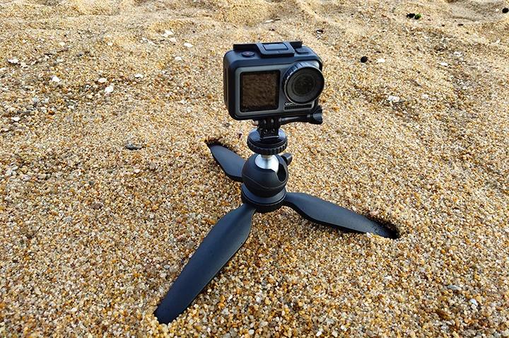 Ulanzi Mini Tripod, Cell Phone Tripod, Tabletop Holder Tripod Stand for iPhone/Camera/DLSR/Android Smartphone/Projector