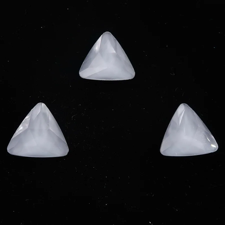 Необычные стеклянные Хрустальные 18 мм желе конфеты AB& радужные цвета треугольной формы клей на Стразы бусины аппликация Рукоделие отделка - Цвет: A2 Black diamond
