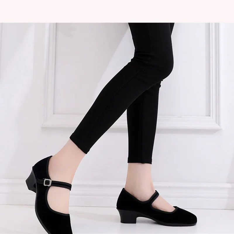 Dance Shoes Woman Ladies Modern Soft Outsole Jazz Sneakers Breathable Lightweight Female National Dancing Fitness Sport Black 4