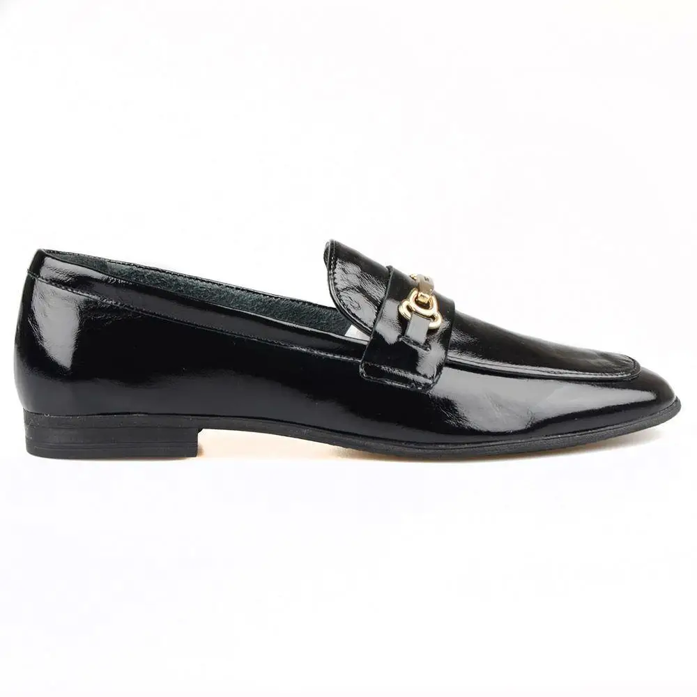 

FootCourt- Genuine Leather Flats Women Black Patent Shoes New brunswick Loafers Metal Decoration Casual Shoes Round Toe Slip On