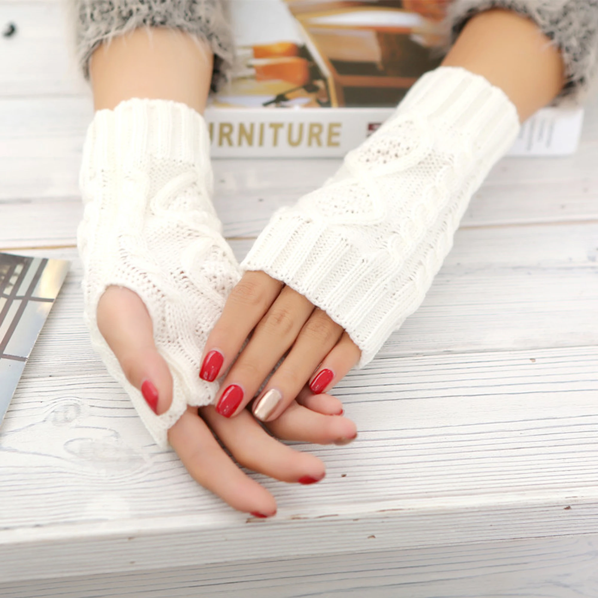 1Pair Knitting Fingerless Gloves Women Half Finger Gloves Arm Warmer Sleeve Weave Gloves Winter Outdoor Fashion Accessories 20cm