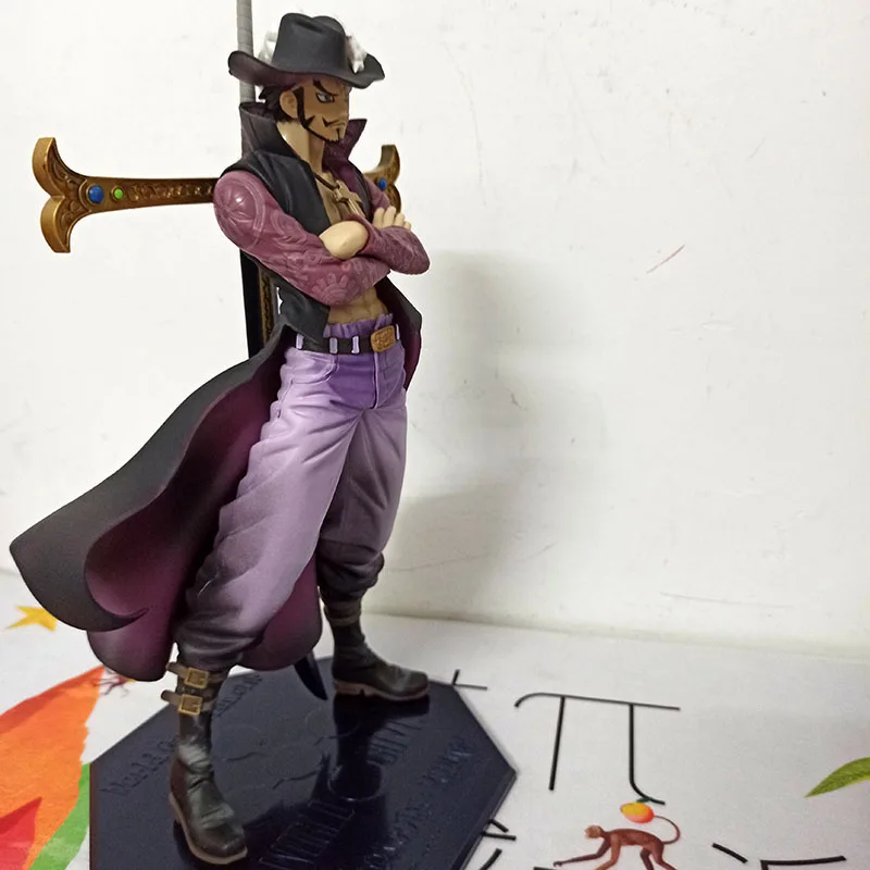 Figura De Ação One Piece Dracule Mihawk Pop Excelent Model 2