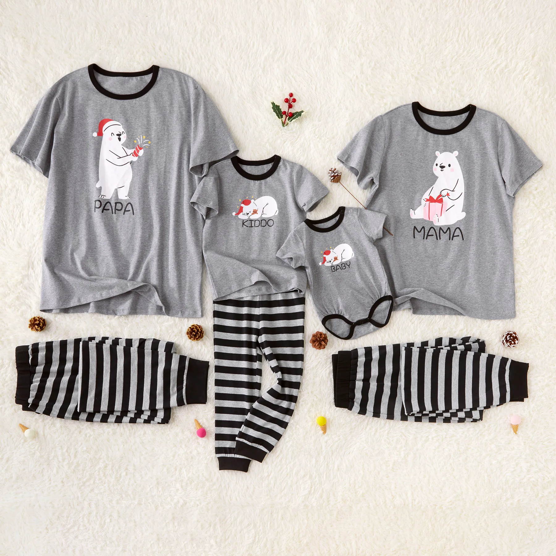 

PatPat Lovely Bear Family Matching Pajamas Winter Casual Round Neck Short Sleeve Striped Pants