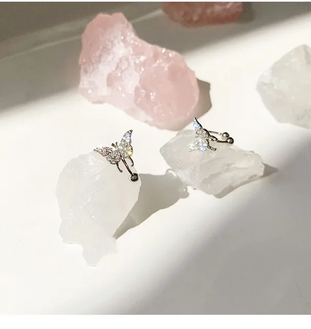 ZZYY Shining Zircon Butterfly Ear Cuff Earrings for Women Girls Fashion 1pc No Piercing Ear Clip Ear-hook Wedding Jewelry Luxury G a pair gold