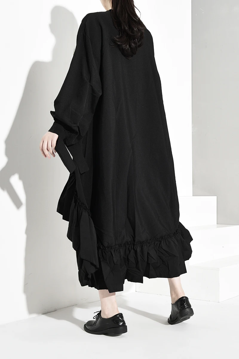 [EAM] женское черное Плиссированное асимметричное платье большого размера, новинка, круглый вырез, длинный рукав, свободный крой, мода, весна-осень, 1B052