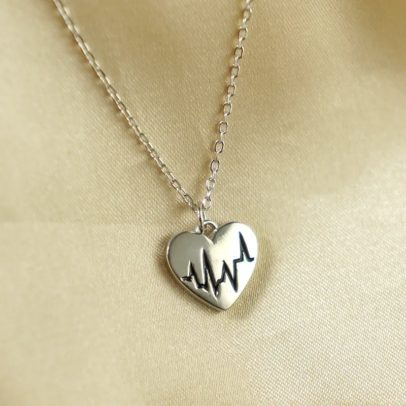 

925 Sterling Fashion Network Red Cool Epoxy Heart Shape Necklace INS Accessories Retro Punk Heart Choker