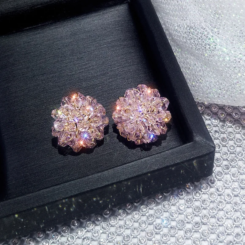 Женские серьги гвоздики с бусинами в виде цветка кристаллами простой