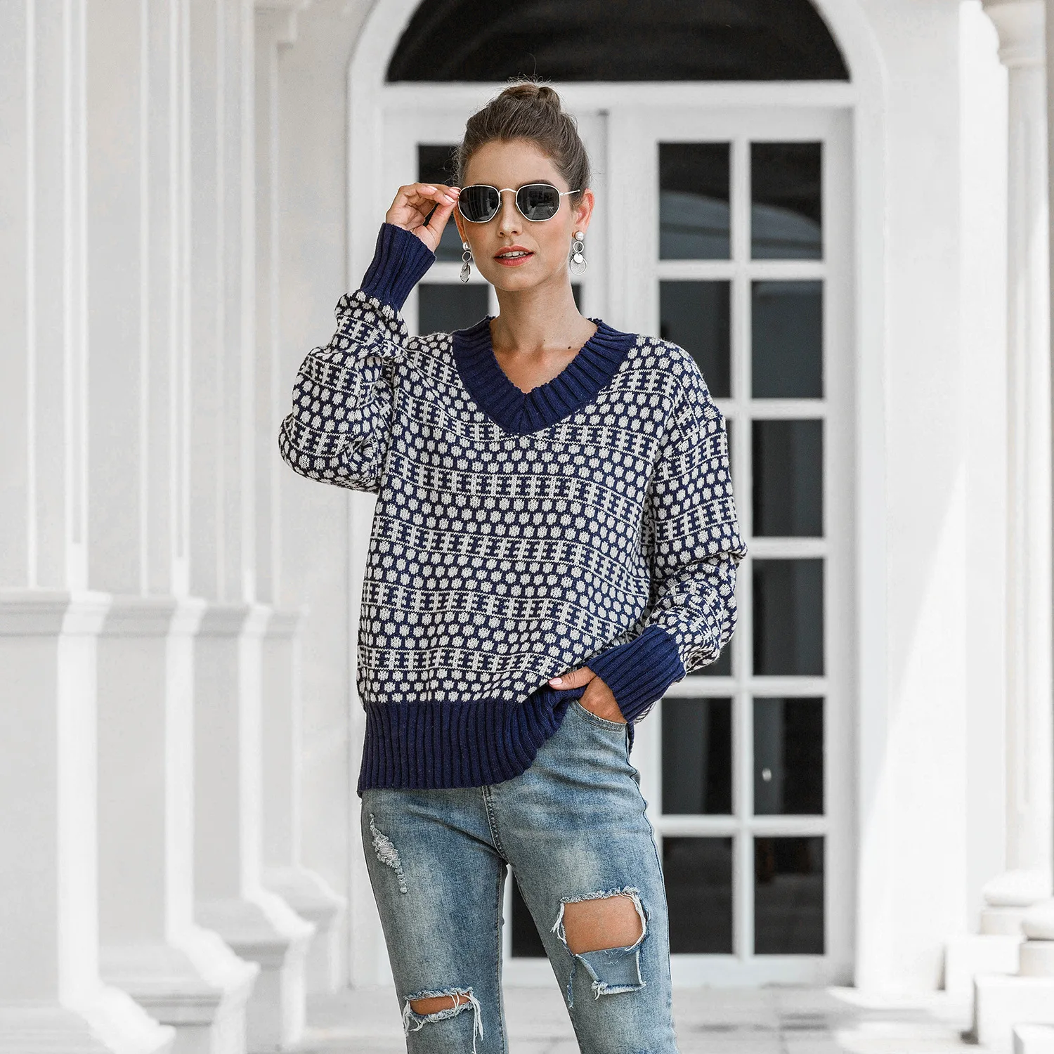 2020 new Autumn And Winter Casual Fashion Loose V-neck Sweater Retro Geometric Print Pastel Comfortable Knit Top Ladies Sweaters | Женская