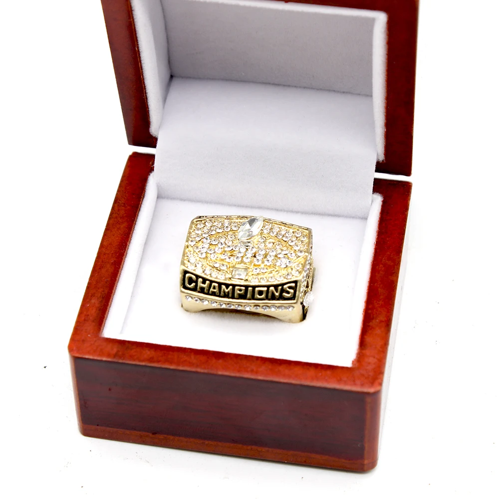 1999 футбольное кольцо | Украшения и аксессуары