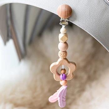 

1pc Baby Wooden Teether Animal Star Mobile Holder Teething Pendant Wooden Gym Rodent Music Rattle Silicone Beads Necklace Clip