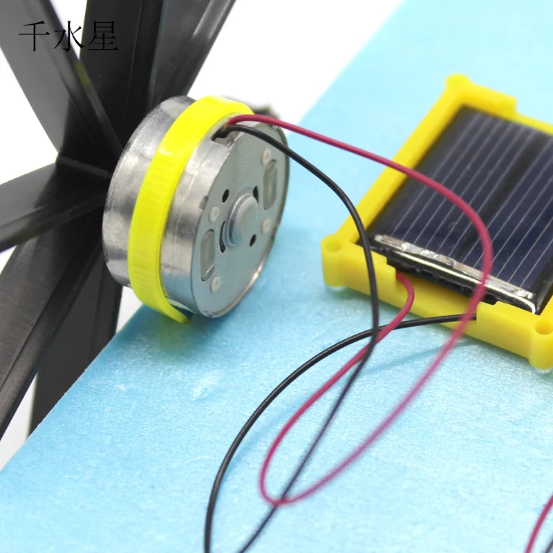 Solar Robot Kit 1pcs Puzzle Assembled Solar Energy Toy Science Experiment Kids DIY Wheel Paddle Ship Toys For Kids Gifts