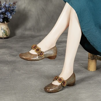 

2020 Women Flowers Flat Shoes Genuine Leather Casual Slip on Retro Driving Shoes Everyday Soft-soled Comfortable Shoes