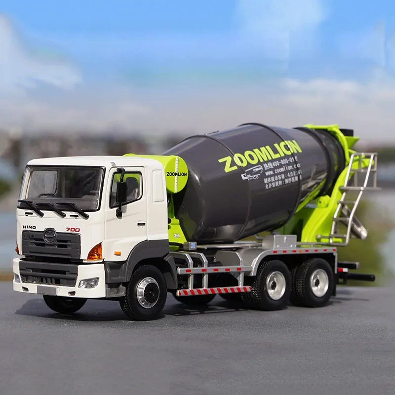 Zoomlion コンクリートセメント　トラック　ミキサー車　日野700 Zoomlion コンクリートセメント トラック ミキサー車 日野700