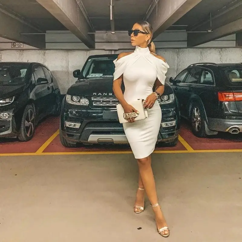 Современное платье до колена с высоким воротом Маленькое Белое Облегающее