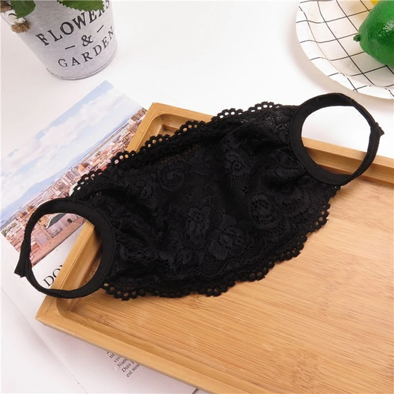 Black Женская кружевная маска для лица, модная одежда, аксессуары, маска для женщин, для езды на велосипеде, теплая кружевная маска для рта - Цвет: Black