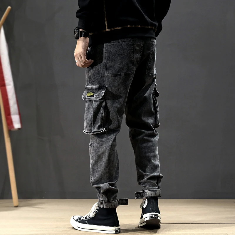 Japanese Style Fashion Men Jeans Vintage Black Gray Loose Fit Big Pocket Cargo Pants Harem Jeans 2
