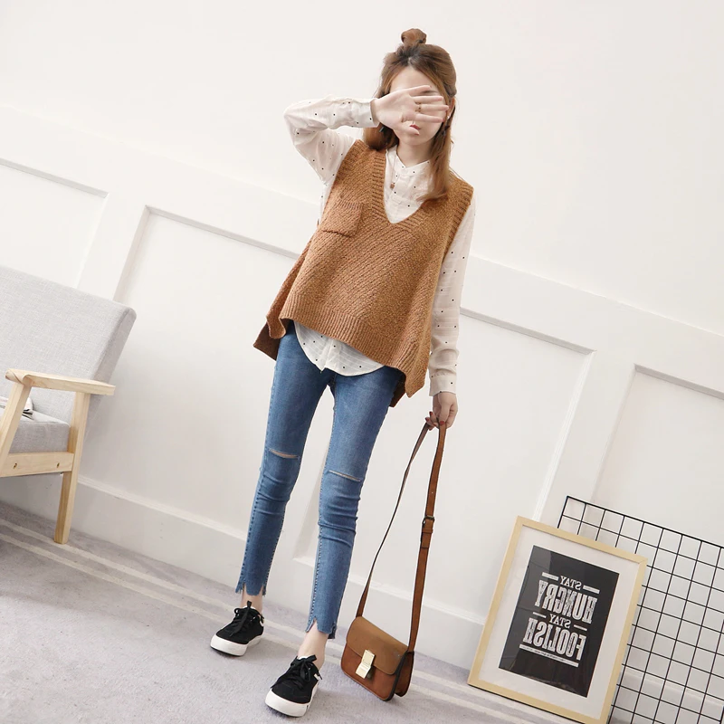 Oversized women sweater vest Autumn winter plus size women sweaters Fashion V neck casual knitting pullover with pocket