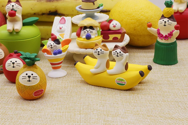 Japanese Fruit Cute Kawaii Cat Dharma Animal Ornaments Feng Shui Creative Gift Miniature Decoration Home Decoration Accessories