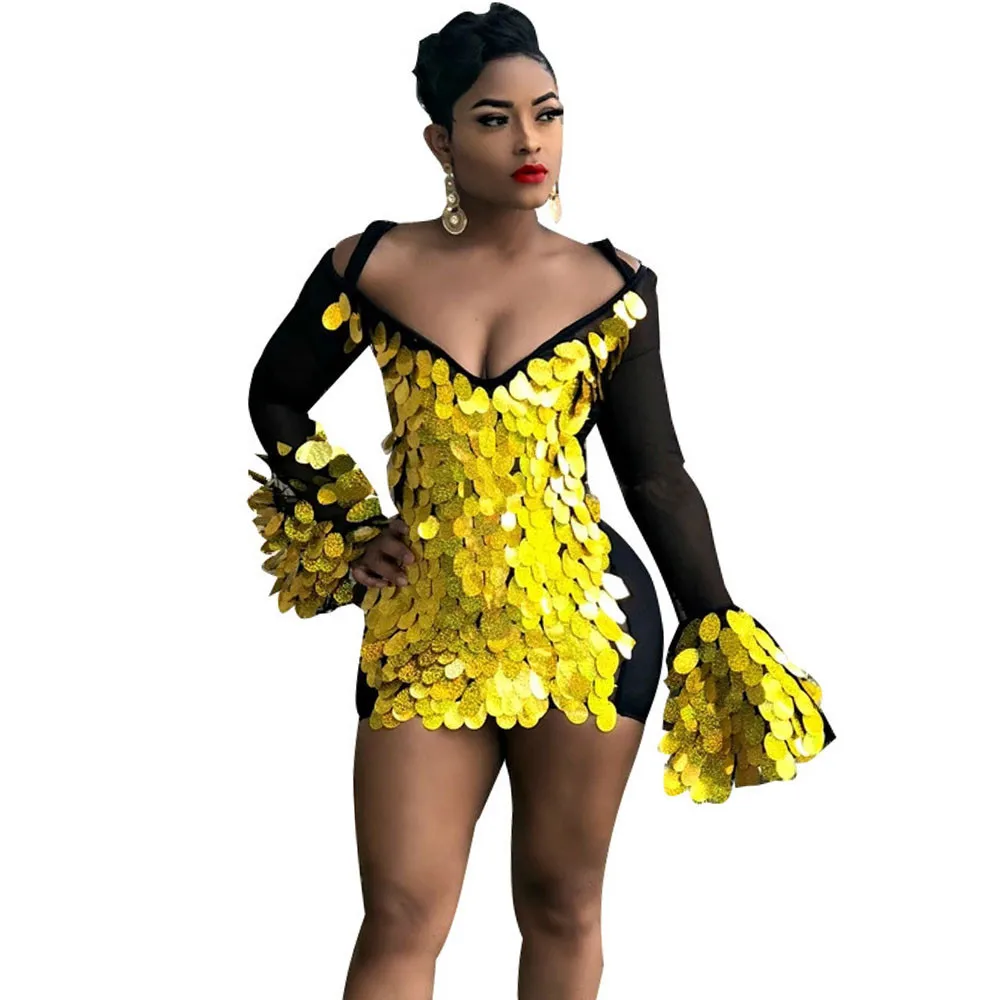 Женское мини платье с блестками желтое коктейльное облегающее v образным вырезом