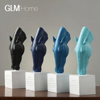 

NORDIC CREATIVE RESIN HORSE HEAD STATUE HOME DECOR CRAFTS ROOM DECORATION HORSE HEAD OFFICE ORNAMENT RESIN ANIMAL SCULPTURE