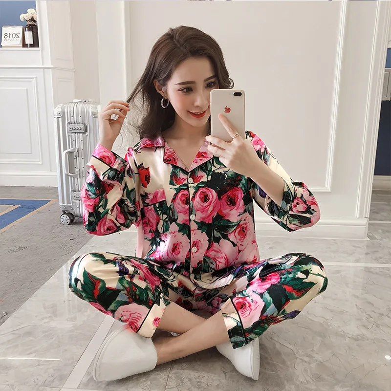 

Autumn New Style Sweet Rose Model Silk Pajamas Women's Casual Fold-down Collar Long Sleeve Trousers Homewear Set