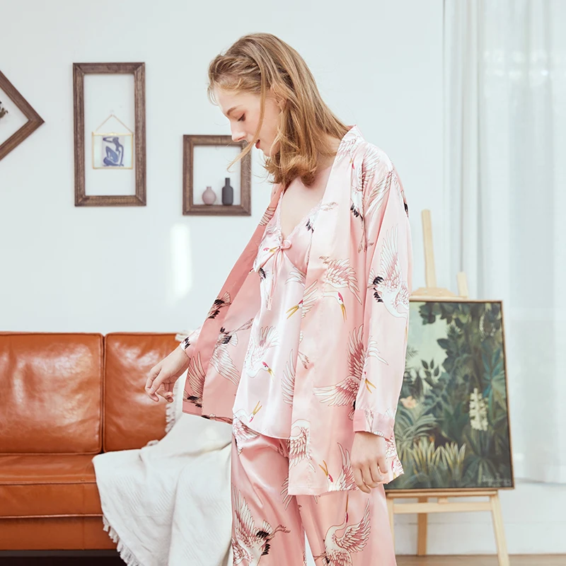 pink Yao Ting шелковые женские пижамы, Новые весенние и летние брюки на бретельках, халат, костюм из трех предметов, домашняя пижама - Цвет: pink
