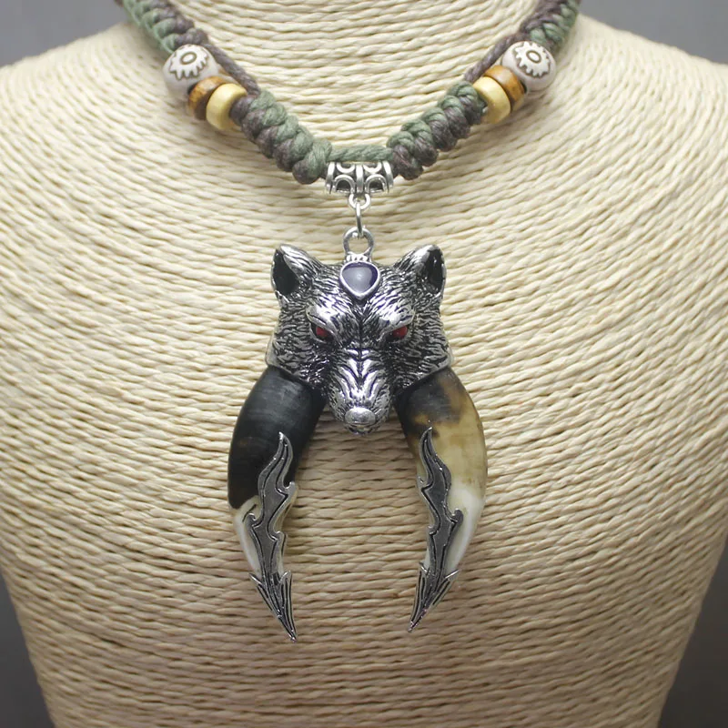 Wolf Tooth Necklace Power Man Choker Jungle wild Accessories Black Teeth Pendant Fashion Wolverine fang tooth necklace