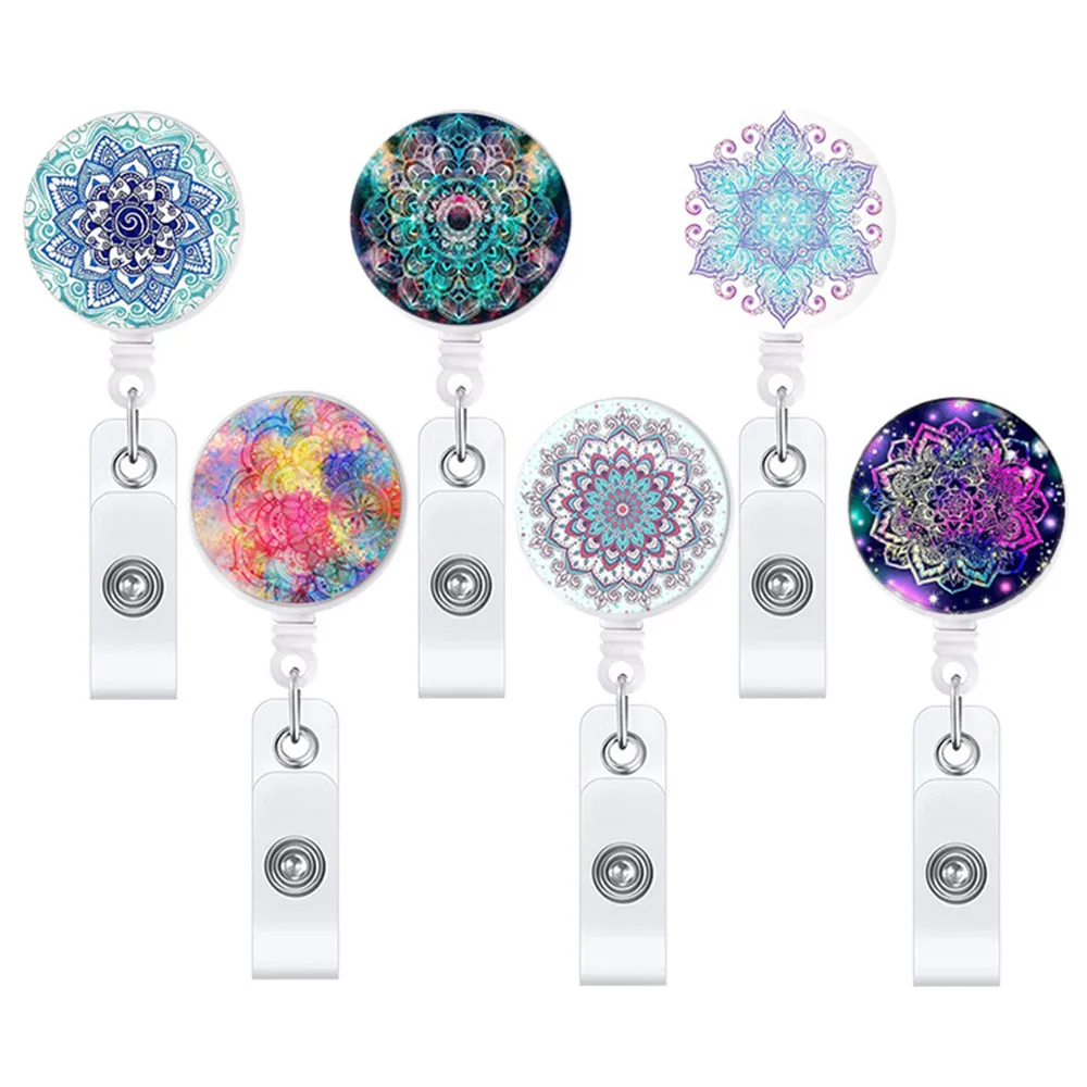 Carrete retráctil para insignia de médico y enfermera, soporte de tarjeta de identificación de moda con Clip de cocodrilo giratorio 360, flor de Mandala