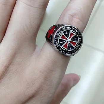 

2020 New Crusader stainless steel men's ring Red Cross inlaid cubic zirconia domineering knights templar ring for Women Men