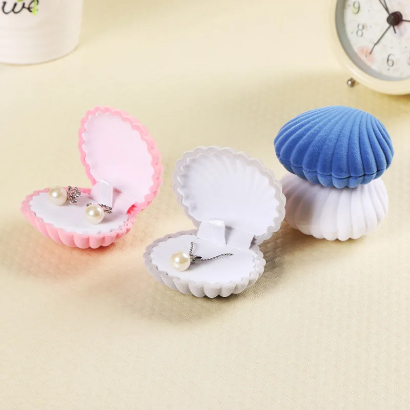

1 Piece Shell Shape Lovely Velvet Wedding Engagement Ring Box For Earrings Necklace Bracelet Jewelry Display Gift Box Holder