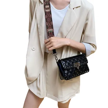 

Women Fashion Rivet Decoration Crossbody Bags Ladies Stylish Shoulder Bags for Shopping Daily Use
