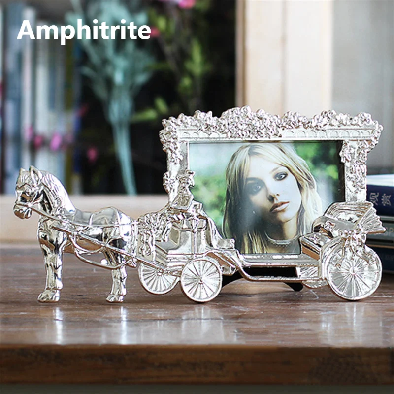 

5 Polegada classic horse transport metal frame European creative style frame wedding table decoration Christmas gifts