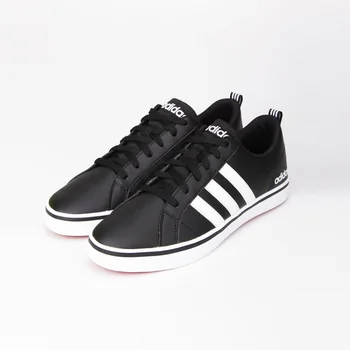 

Adidas Sneakers flat-black/white
