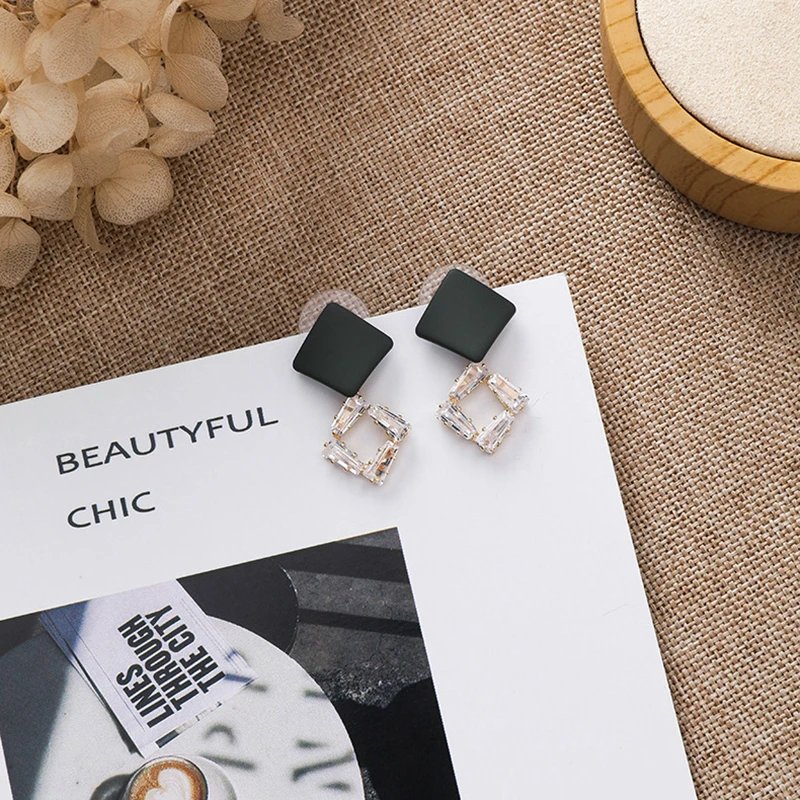 Korean Temperament Color Sweet Girl Rhinestone Earrings Simple Geometric Rhombus orecchini Party Accessoryc aretes de mujer