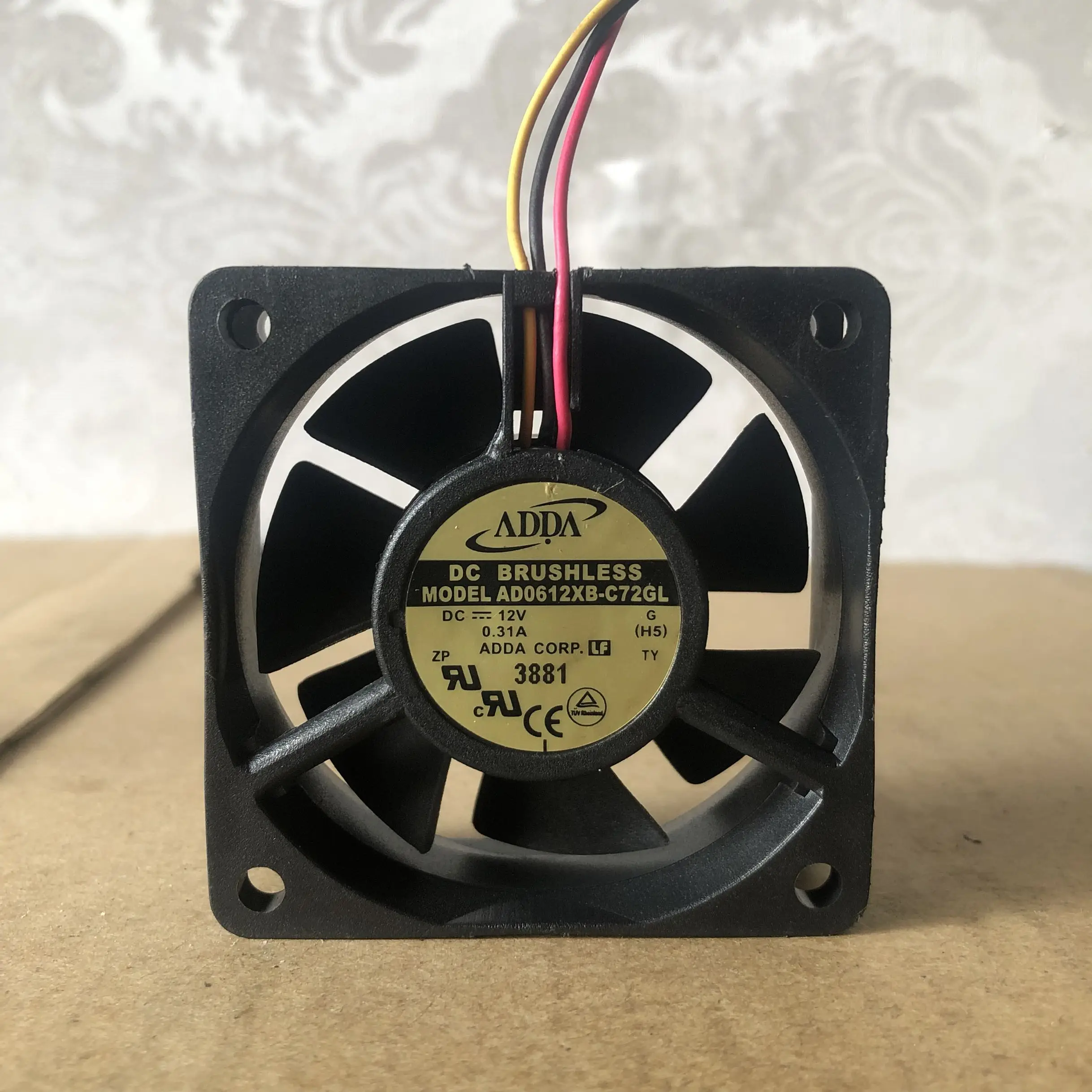 

AD0612XB-C72GL original genuine 12V 0.31A 60 * 60 * 20 double ball cooling fan