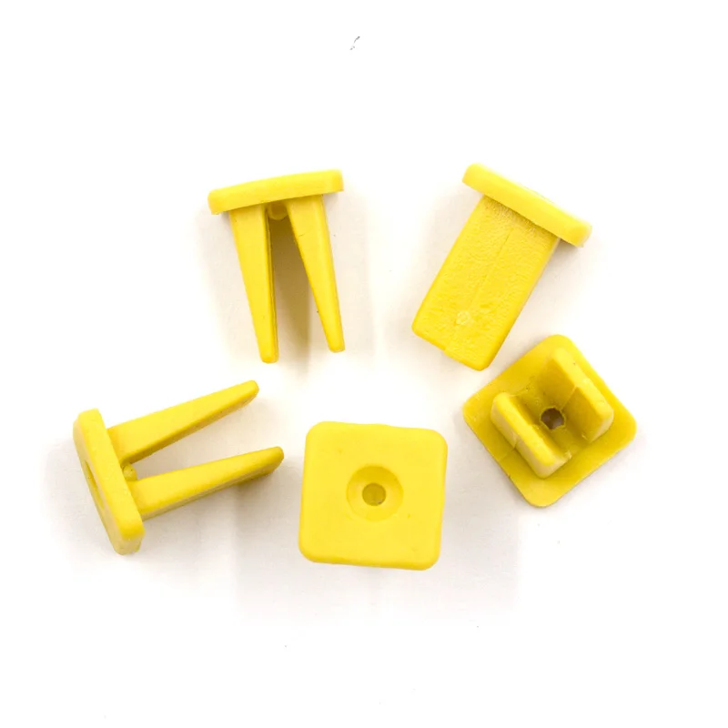 100Pcs Yellow Plastic Rivet Door Trim Panel Hood Moulding Clips 8 x 8mm for Car