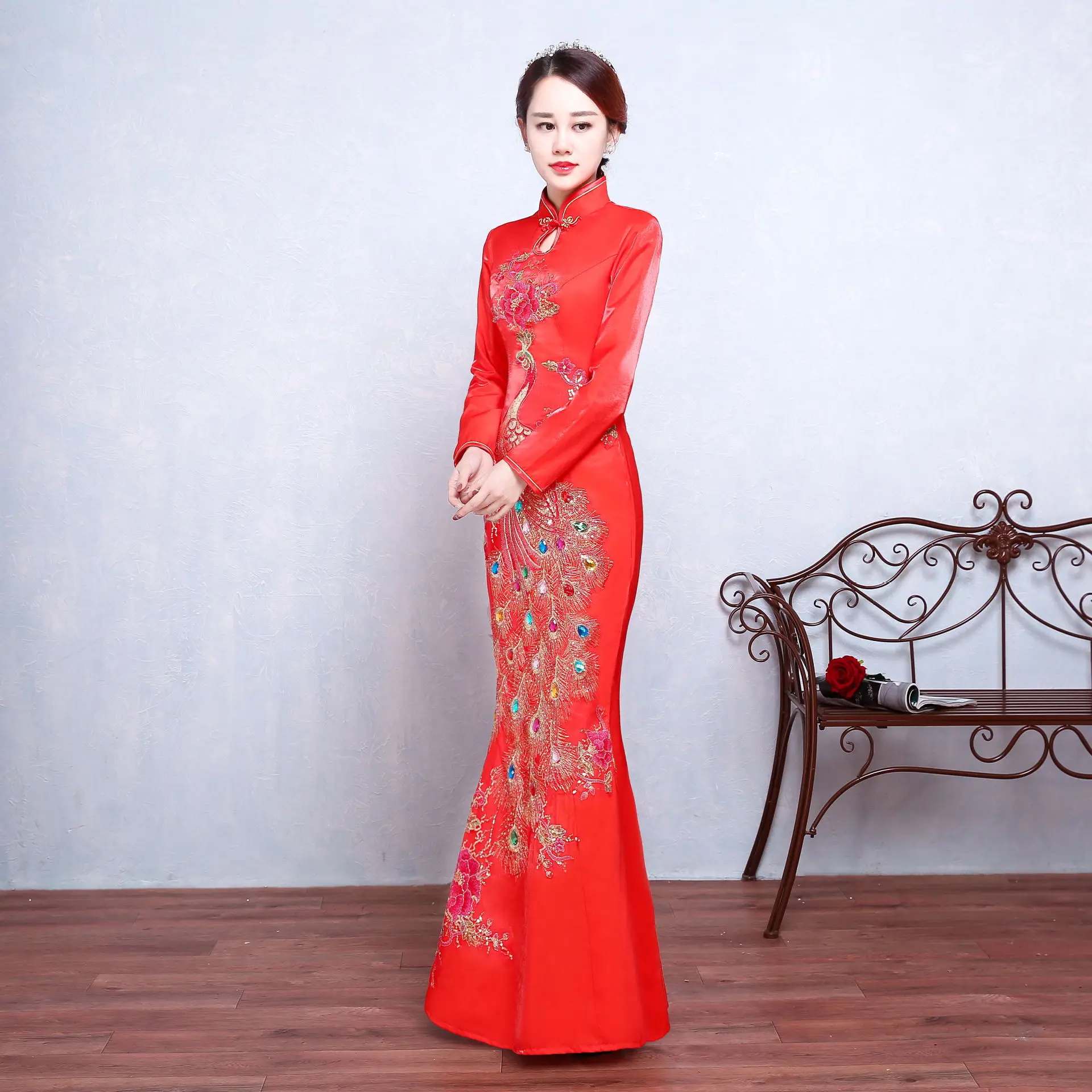Long Sleeve Red Women Evening Party Mermaid Dress Slim Sequined Qipao Robe De Soiree Chinese Style Toast Clothing Cheongsam