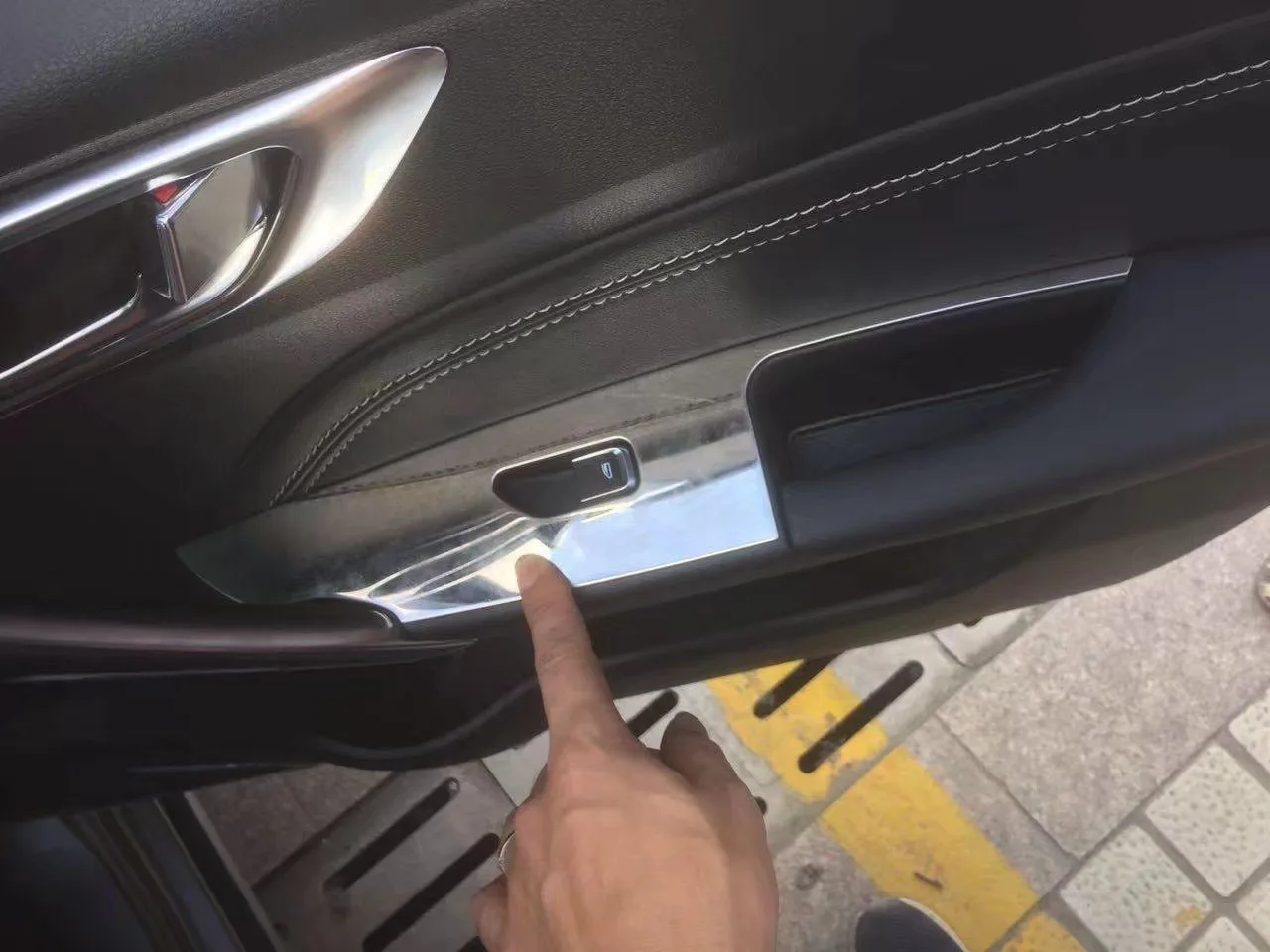 Geely Vision X3 переключатель стеклоподъемника Sequin Vision X3 в подлокотник Vision X3 только модифицированный