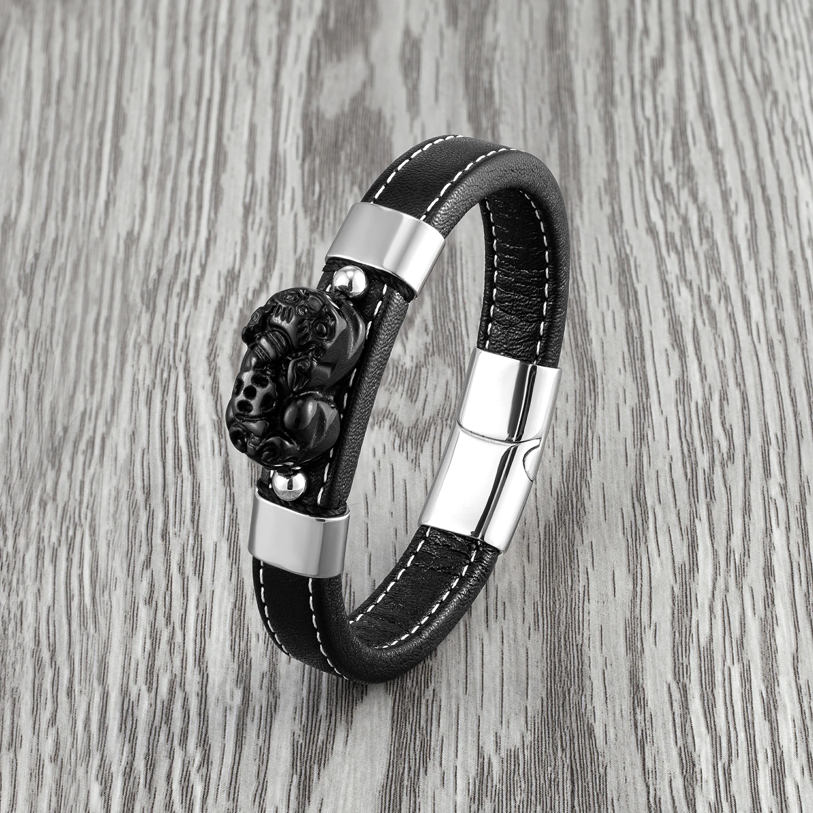 

2021 New Natural Black Agate Brave Retro Jewelry Men's Classic Bracelet 316L Stainless Steel Wide Leather Rope Charm Bracelet